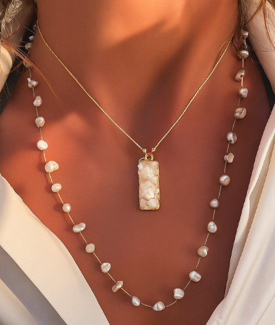 collier nacre